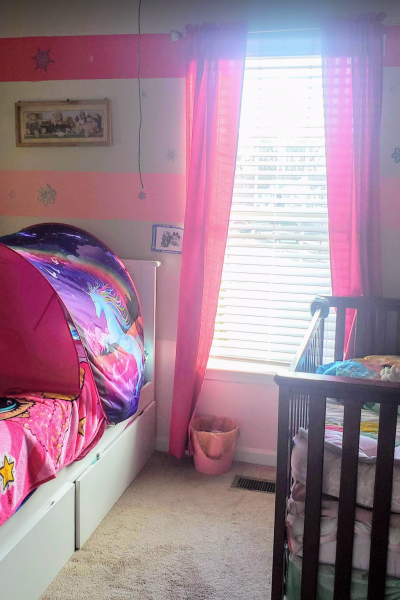 add stripes to make room look bigger